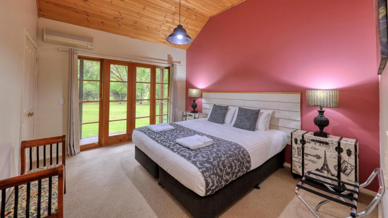 Beechworth Cedar Cottages Екстер'єр фото