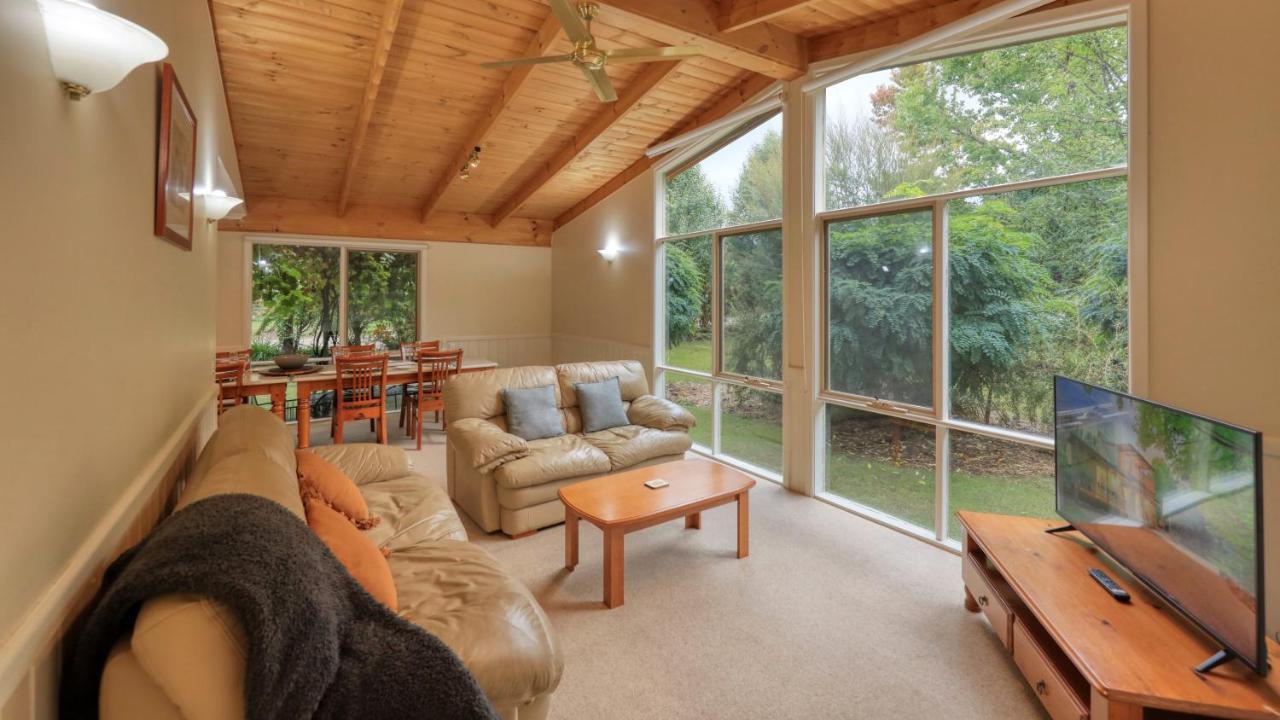 Beechworth Cedar Cottages Екстер'єр фото