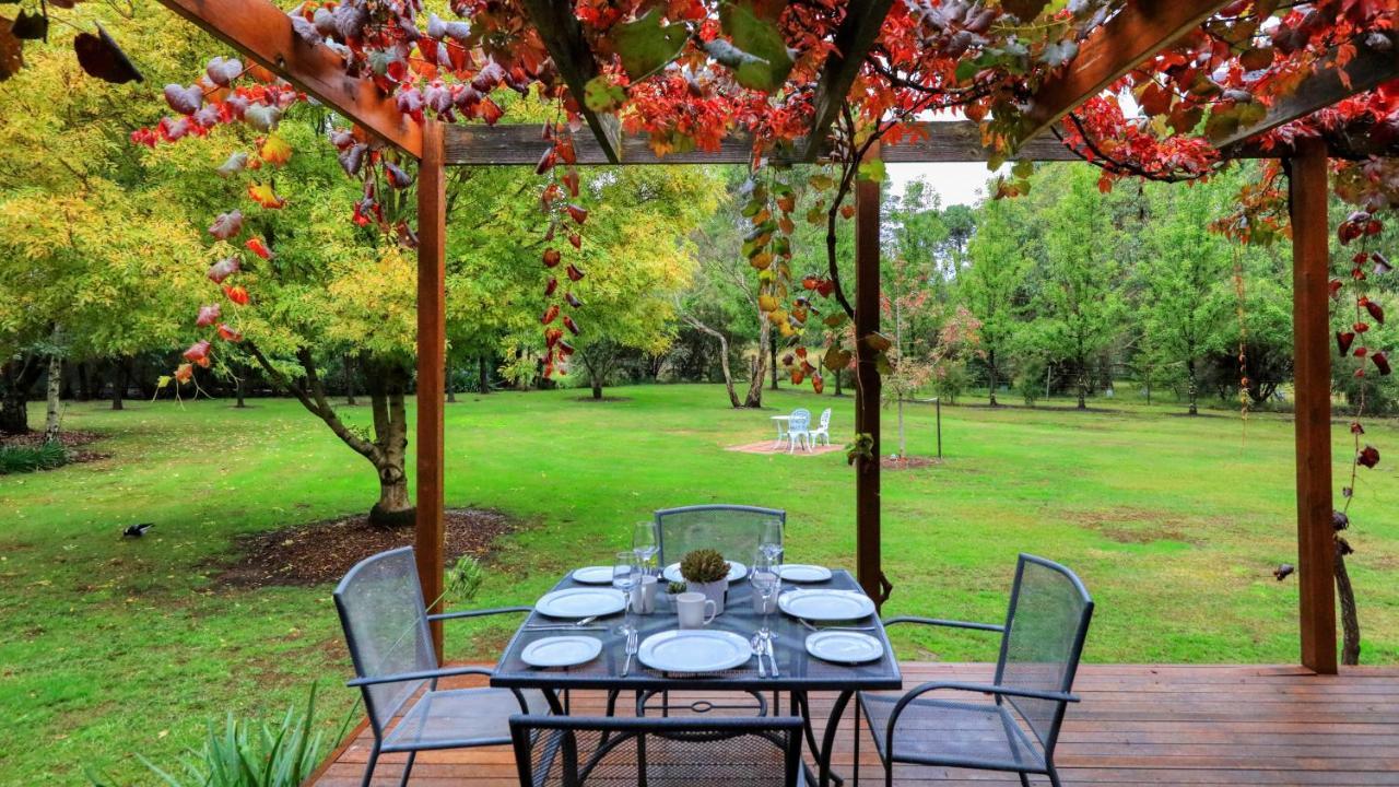 Beechworth Cedar Cottages Екстер'єр фото