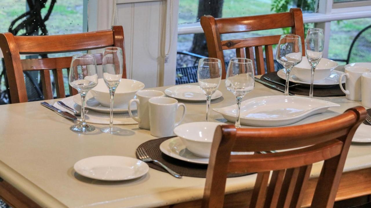 Beechworth Cedar Cottages Екстер'єр фото